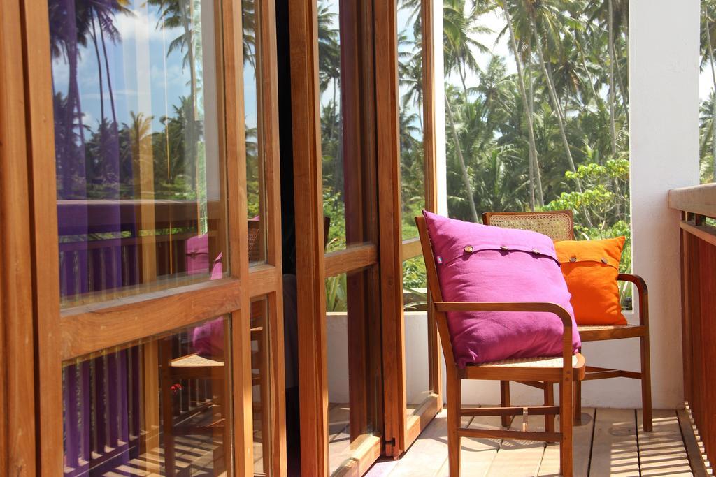 Utmt - Underneath The Mango Tree Spa & Beach Resort Dikwella Quarto foto